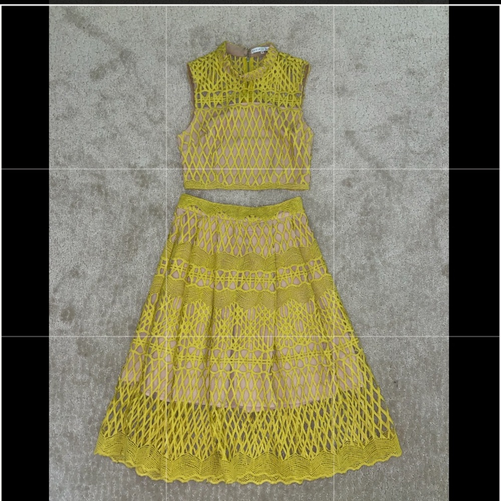 Endless Rose XS top and skirt set